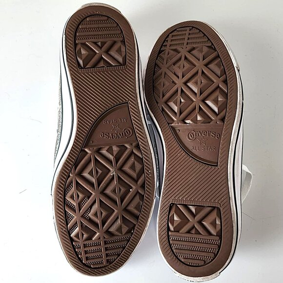 Converse silver canvas Chuck Taylor All Star low top sneakers - Picture 12 of 15